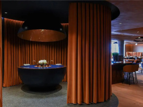 Forte de Gaia, Autograph Collection