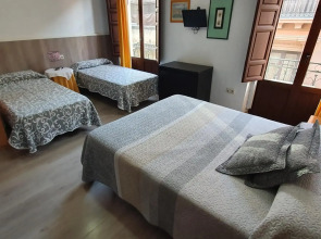 Arteaga Hostal & Baños Árabes Elvira