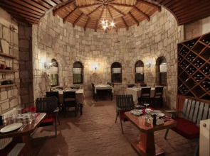 Vinifera Vineyards Hotel