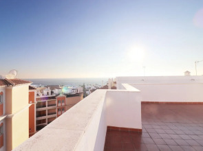 1147 Apartment Alazan