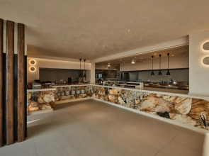 Uzenie All Suites Boutique Resort