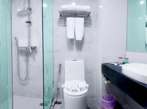 Phoenix Hotel Karon Beach