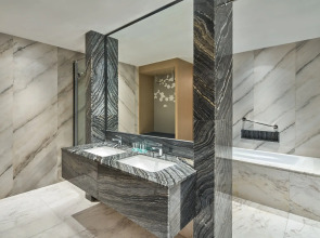 Le Meridien Kota Kinabalu