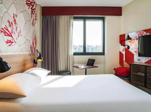 Отель ibis Styles Barcelona City Bogatell