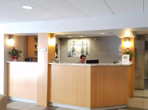 The Constitution Inn