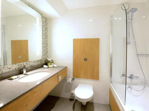 Clayton Hotel Burlington Road