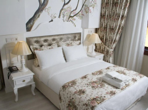 Ozkavak Hotel Kaleici