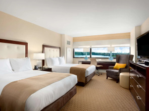 Hilton Miami Airport Blue Lagoon