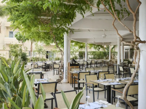 Sunrise Oasis Hotel & Waterpark