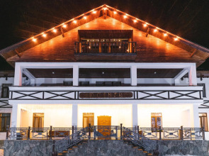 Usengi Hotel and Hostel (Юсенги Отель и Хостел)