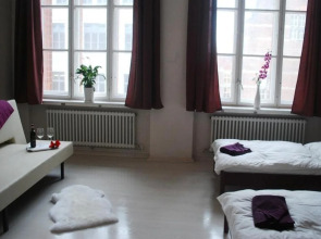 Отель Plus Berlin