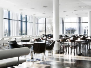 Comfort Hotel RunWay