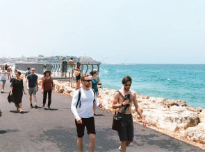 Wom Allenby Pod Hotel