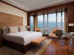 Отель The Ritz-carlton, Almaty