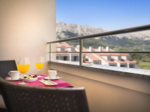 Sunny Baška Hotel by Valamar, ex Corinthia