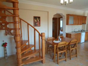 Sea Breeze Hotel & Apartments