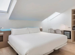 B&B Donostia San Sebastián Aeropuerto Hotel 