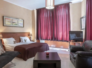 Maxim Boutique Hotel