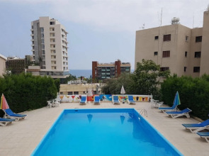 Polyxeni Hotel Apartments