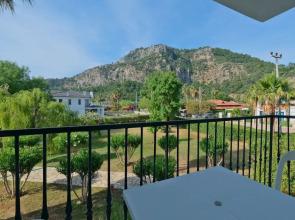 Club Mel Holiday Resort