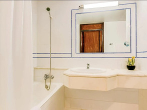 Auramar Beach Resort