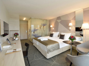 Отель Ensana Thermal Margaret Island