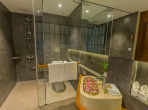 Sakmut Hotel and Spa