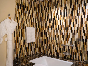 VOGO Abu Dhabi Golf Resort & Spa