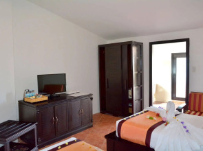 Sea Lion Beach Resort & Spa