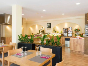 Santa Ponsa Pins Hotel