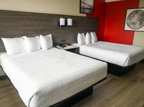 Ramada by Wyndham North Bergen