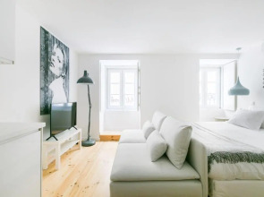 MY LX FLAT Bairro Alto Design Apartments