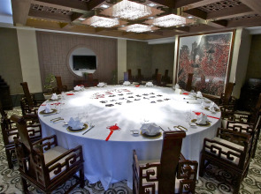 Huatian Chinagora Hotel