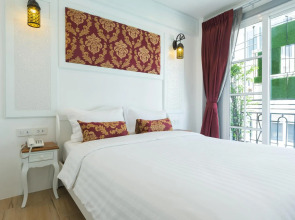 White Ivory Bed & Breakfast