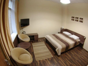 Отель Дарницкий