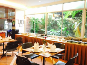 Hadyai Golden Crown Hotel