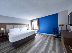 Holiday Inn Express Nashville Downtown - Broadway by IHG