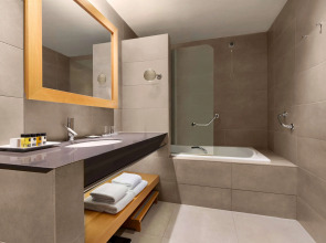 Lazart Hotel, Trademark Collection by Wyndham