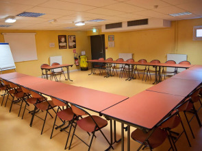 Ethic Etapes Eugène Hénaff - Hostel