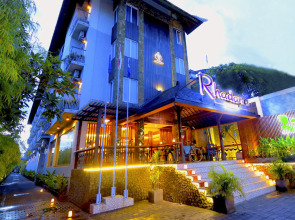 Rhadana Hotel