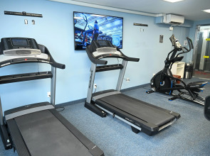 Ramada by Wyndham North Bergen