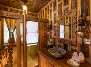 Курортный отель Santhiya Tree Koh Chang Resort