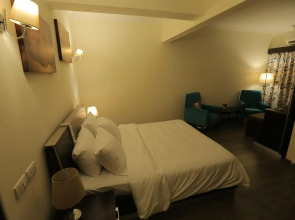 Pyramid Edge Hotel & Exclusive Pyramids View Rooftop