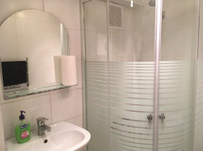 Oh, my Kant на Калинина 17