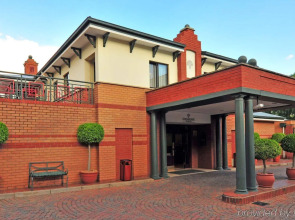 Courtyard Hotel Rosebank