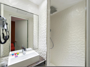 Hotel Les Jardins de Montmartre