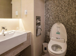 The First Stay Hotel