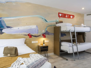 Casual del Mar Málaga Hotel