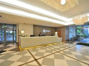 Holiday Inn Mauritius Mon Tresor by IHG