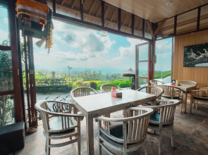 Bhuana Agung Villa & Restaurant